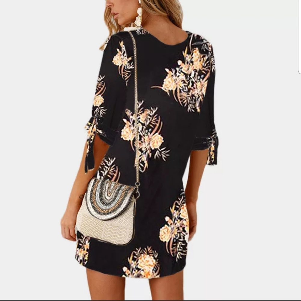 Floral Print Black Chiffon Dress Size XL - Picture 2 of 4